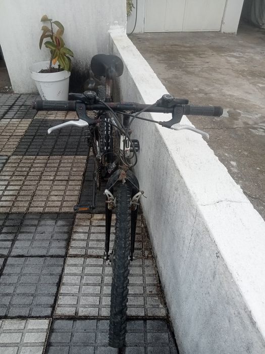 Bicicleta  montanha senhora ou criança