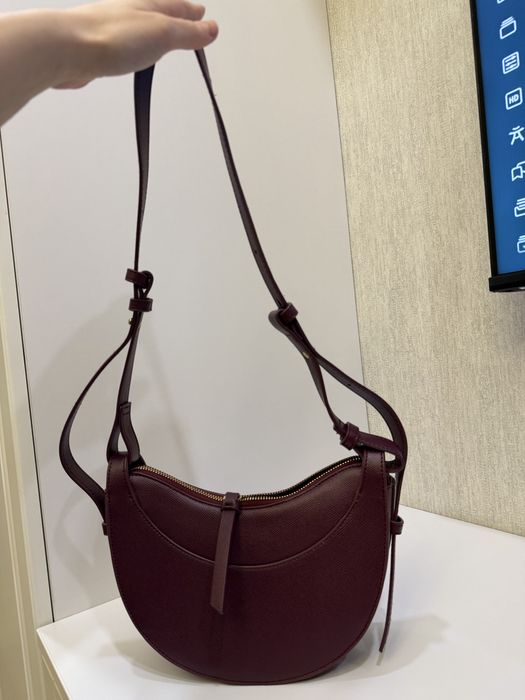 Жіноча сумка через плече винного кольору