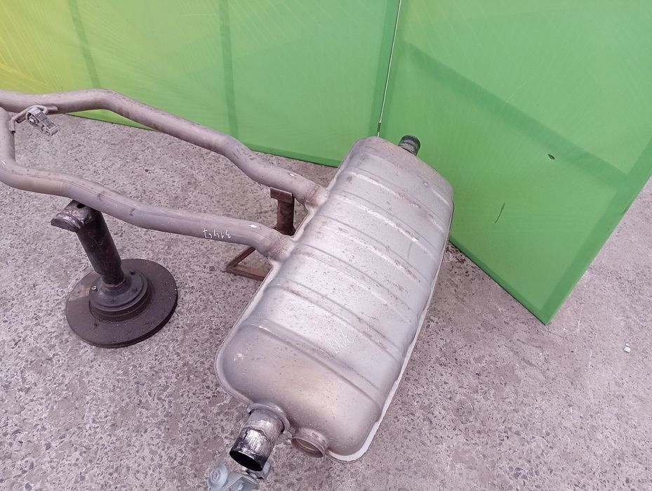 Глушник (вихлопна труба) Touareg NF Глушитель Туарег НФ Розборка