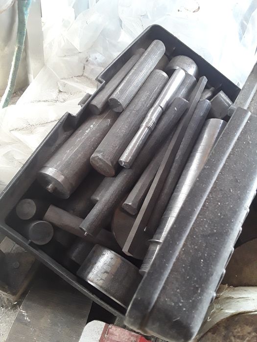 Продам расходный материал титан,нерж,медь,бронза,алюминий,латунь.