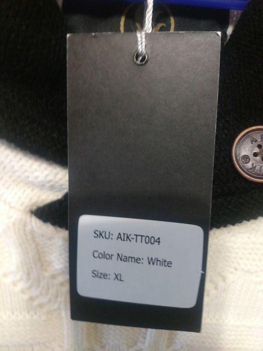 Продам светр APPAREL