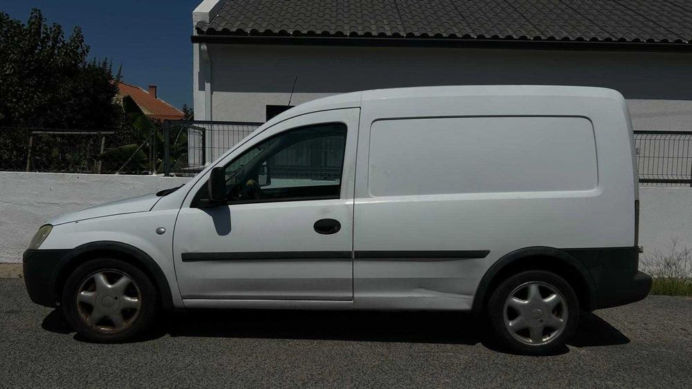 Carrinha Opel Combo C Van