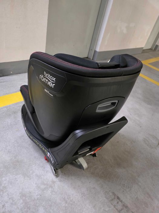 Fotelik samochodowy Britax Römer Dualfix M i-size