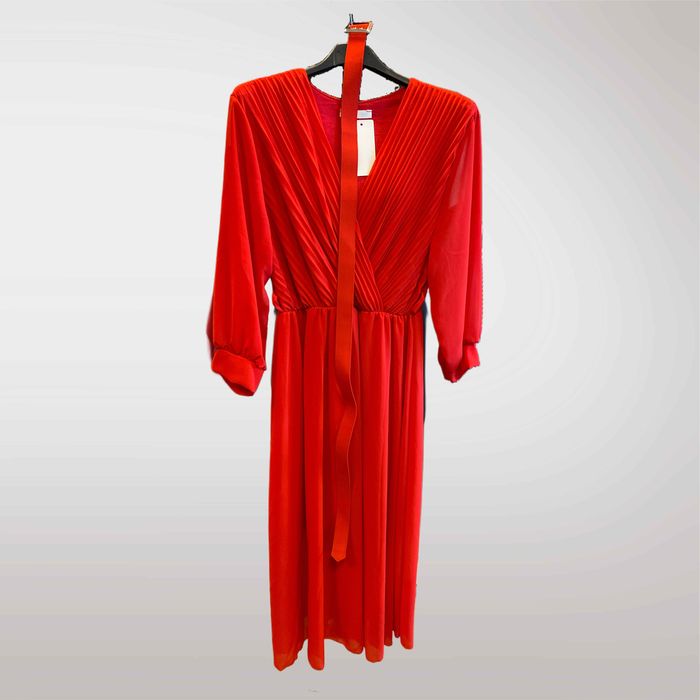 Sukienka Plisowana Kopertowa Czerwony