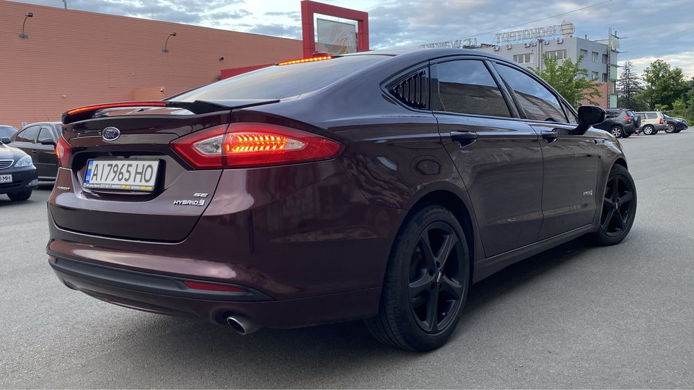Продам автомобіль Ford Fusion Hybrid 2.0 - гарне і економне авто Форд
