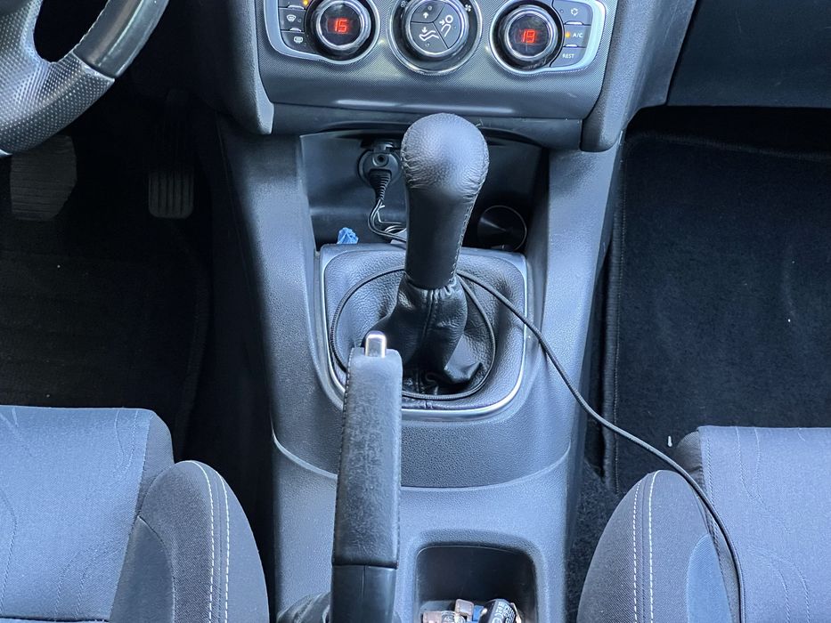 Citroen c4 2011 рік 1.6 бензин