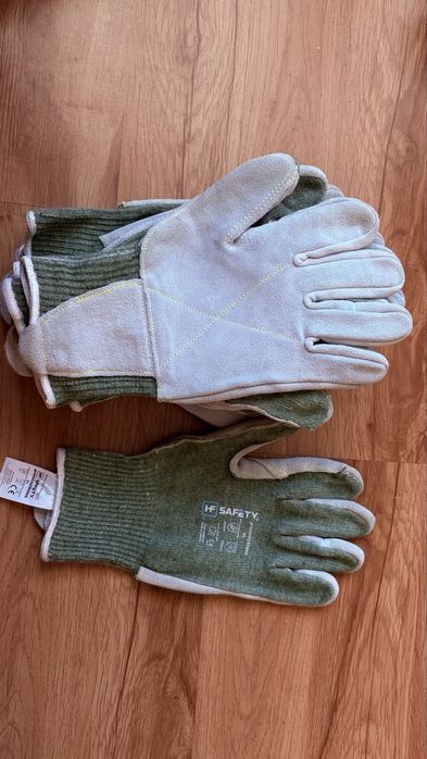 Rękawice rozmiar 9L nowe 5 par.