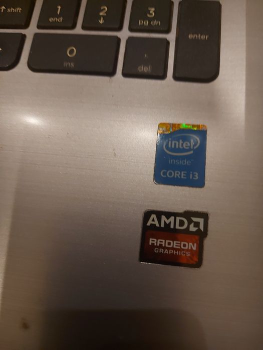 Laptop intel i3 amd radeon z baterią bez dysku