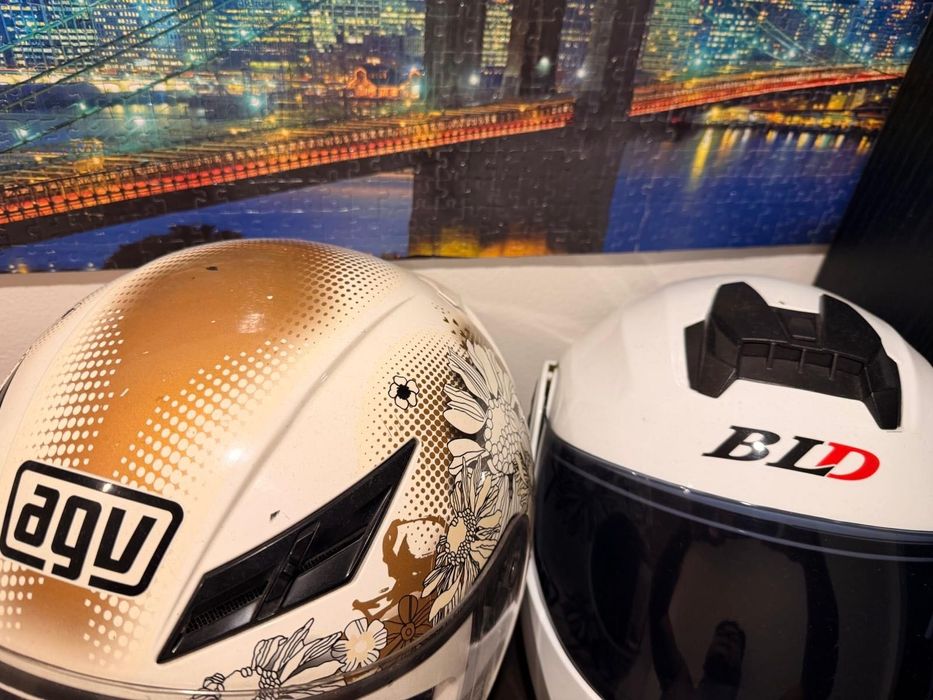 Capacetes ótimo estado