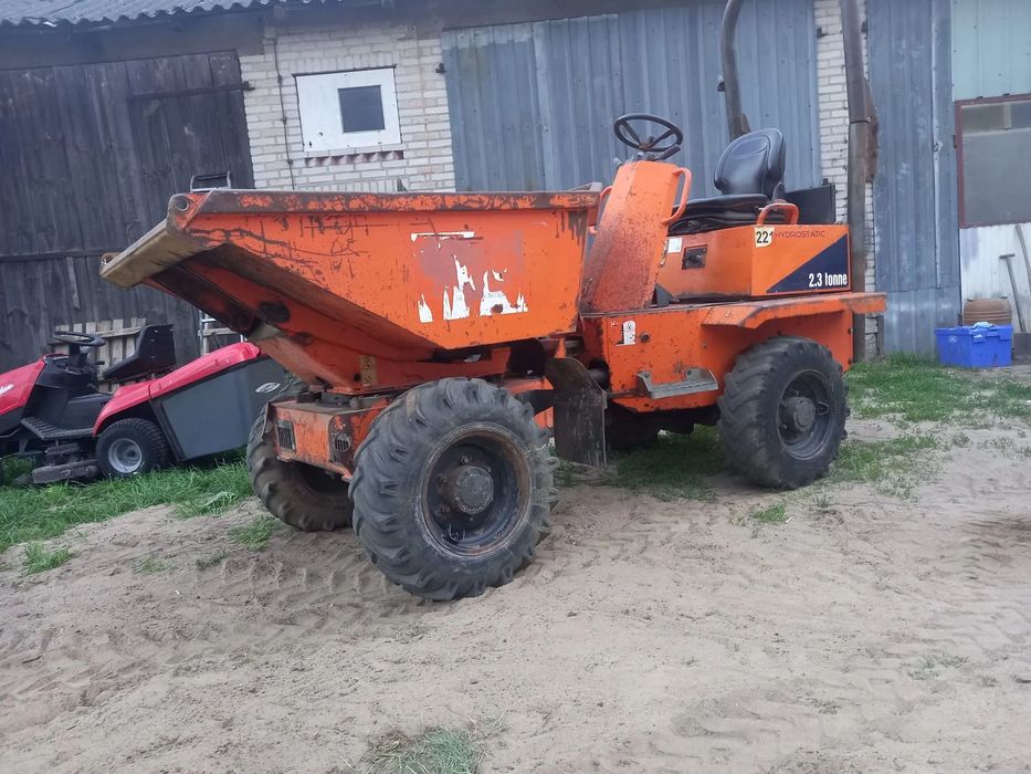 Thwaites Mach 477  Thwaites Mach 477, 2009 rok, 3.0 T, silnik Yanmar stan bardzo dobry