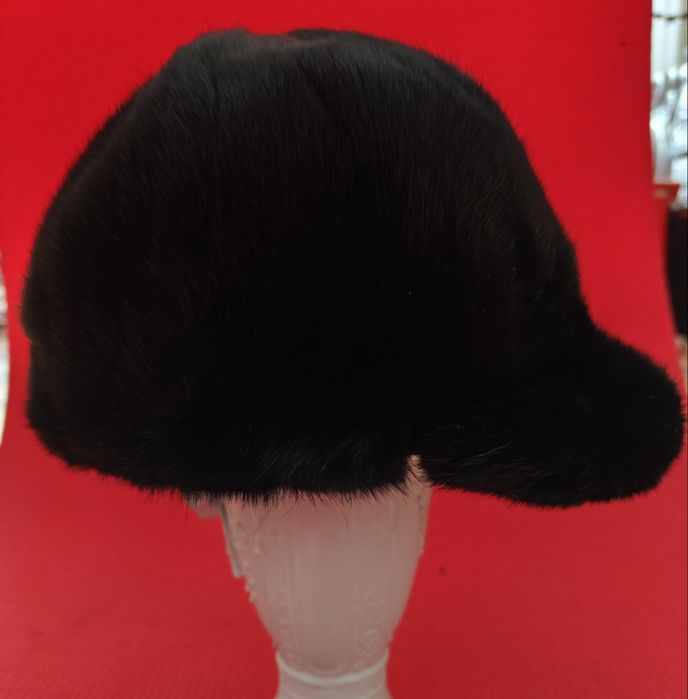 Шапка-картуз жіноча з норки