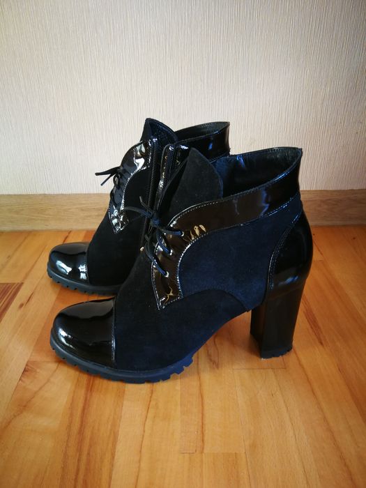 Нові ботінки, ботильйони шкіра 40р.