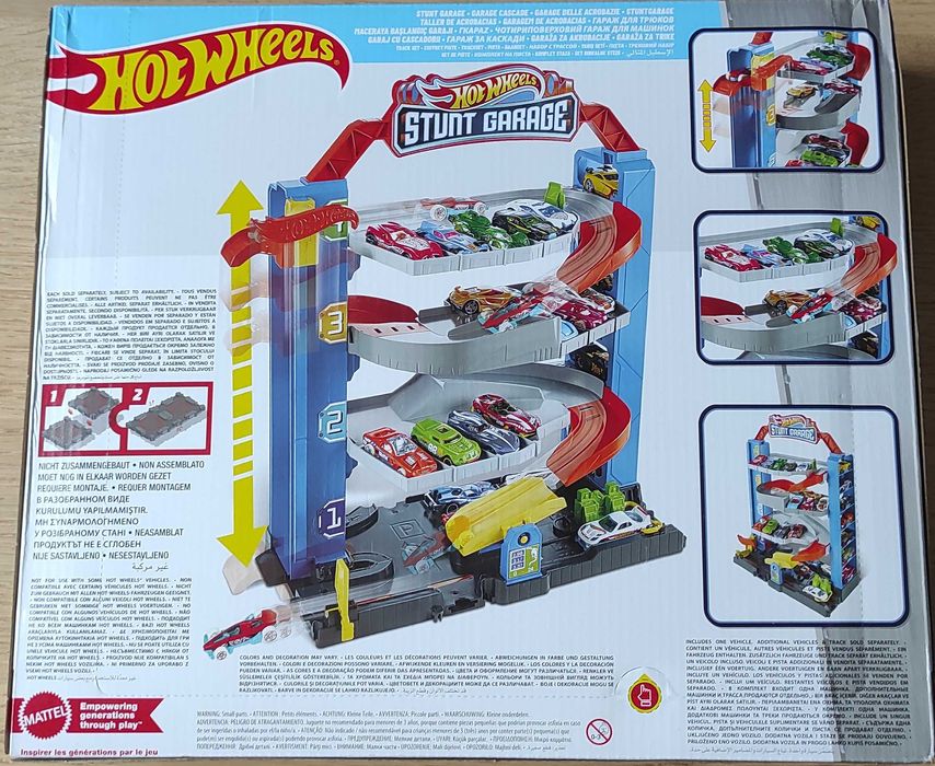 Hot Wheels Garaż Parking z windą 31. – opis i zdjęci