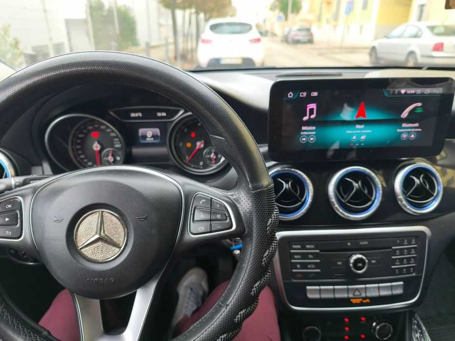 Mercedes CLA 180 — photo 3