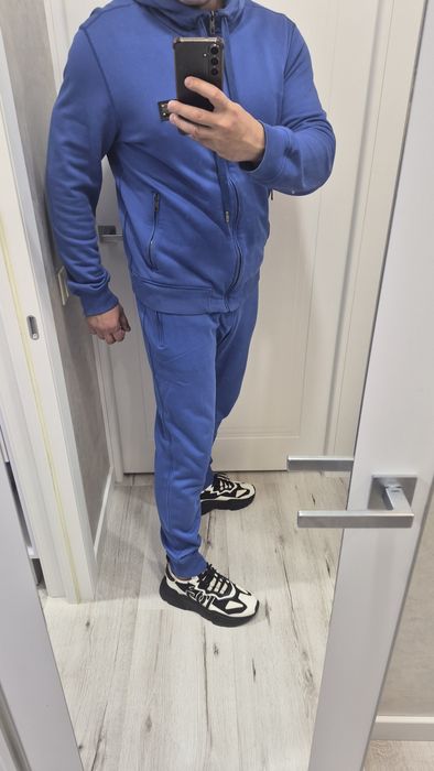 Продам костюм Dolce&Gabbana
