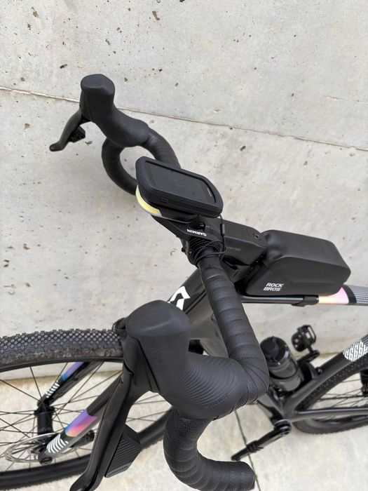 Scott Addict gravel 30 carbono tamanho M(54) seminova