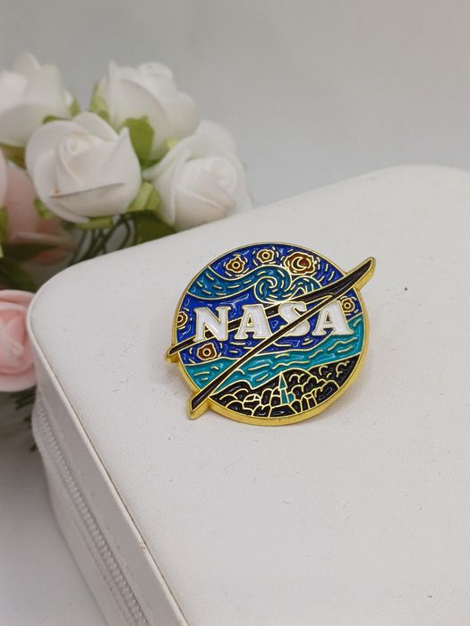 Broszka przypinka NASA