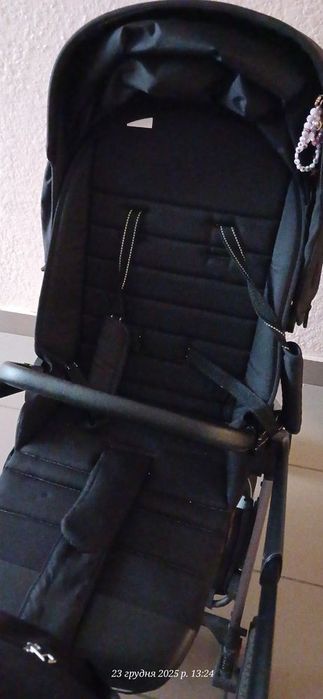 Продам прогулянкову коляску  Carrello Ultra BF (Ка