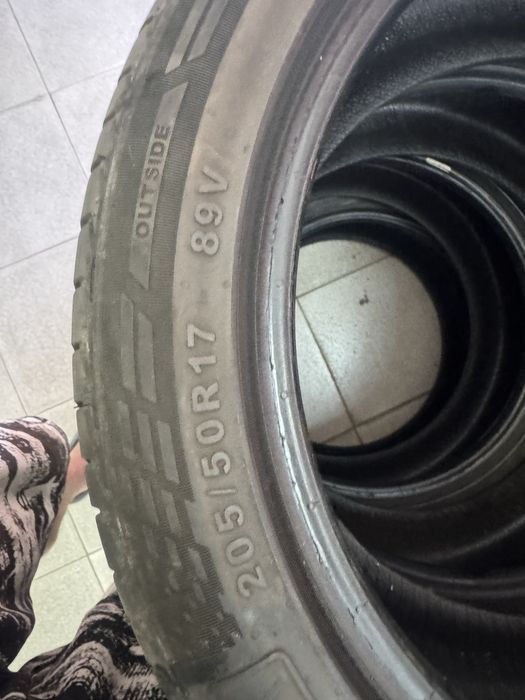 Berlin Summer UHP 1 205/50 R17 89V