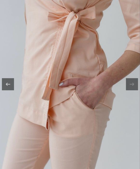 Медичний костюм.