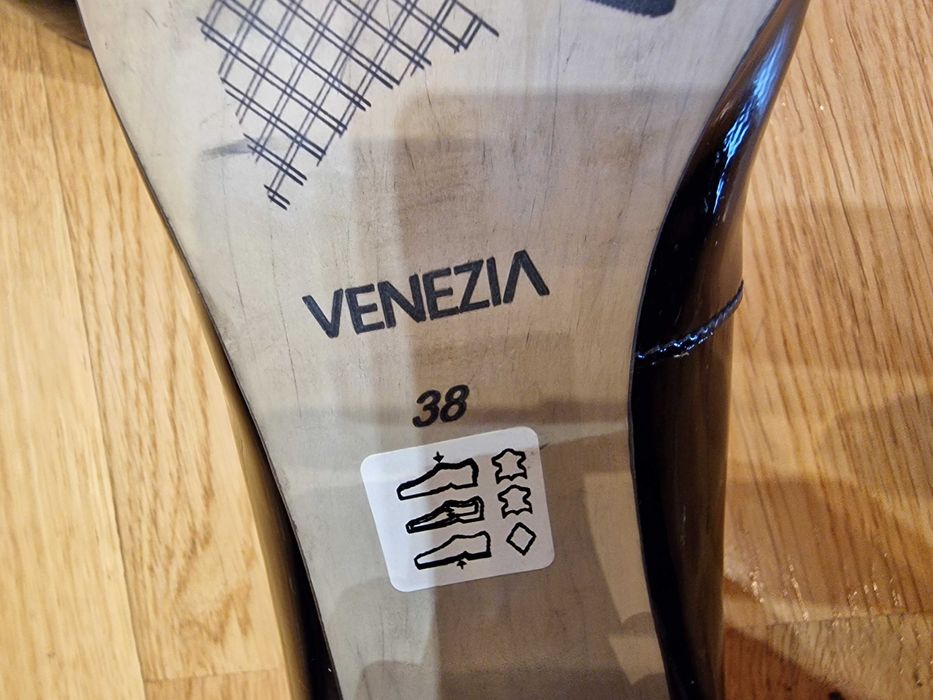 Botki Venezia 38