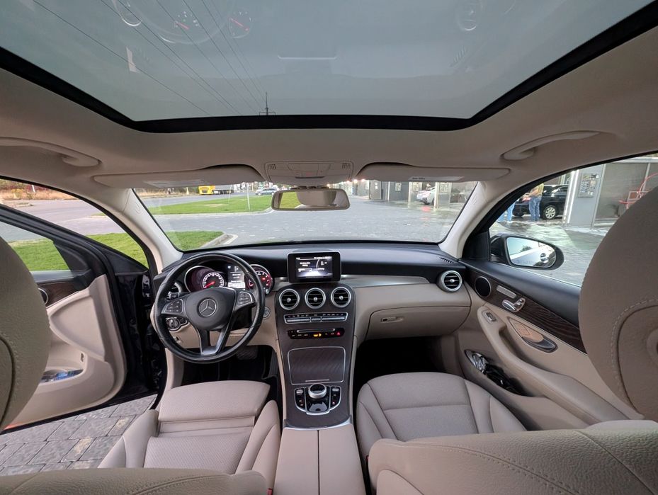 Mercedes GLC 300 (4 Matic) 2019