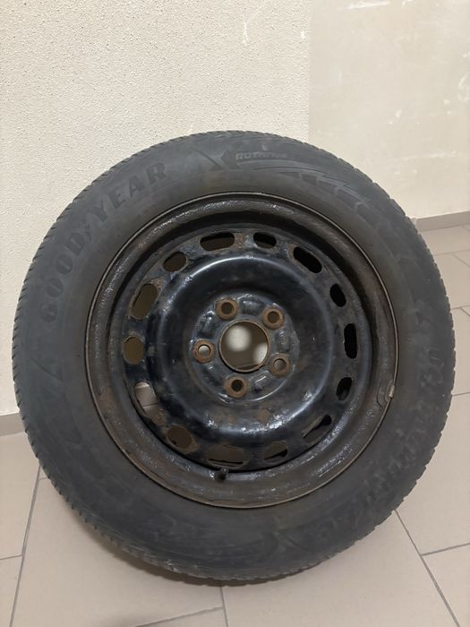 Зимові шини 195/65 R15