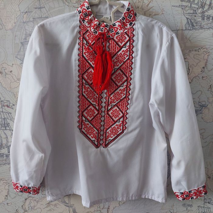 Вишита сорочка ( вишиванка)