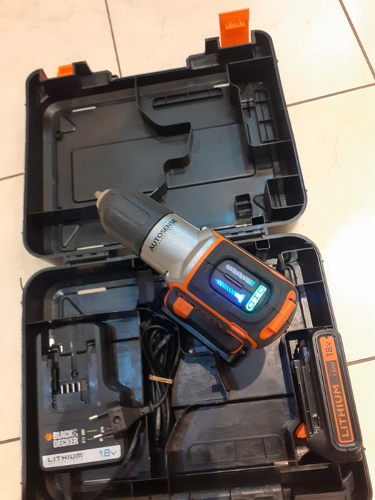 Wiertarko-wkrętarka Black&Decker 18V AUTOSENSE