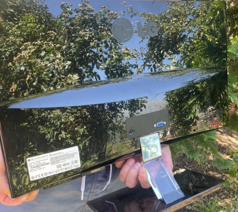 Монітор LG flatron