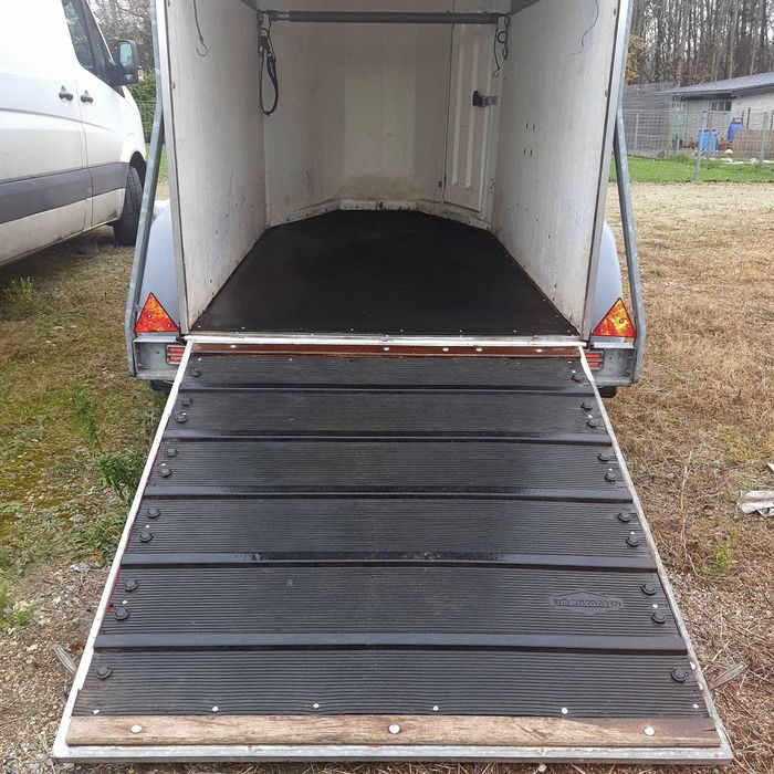 Sprzedam przyczepę do koni Böckmann