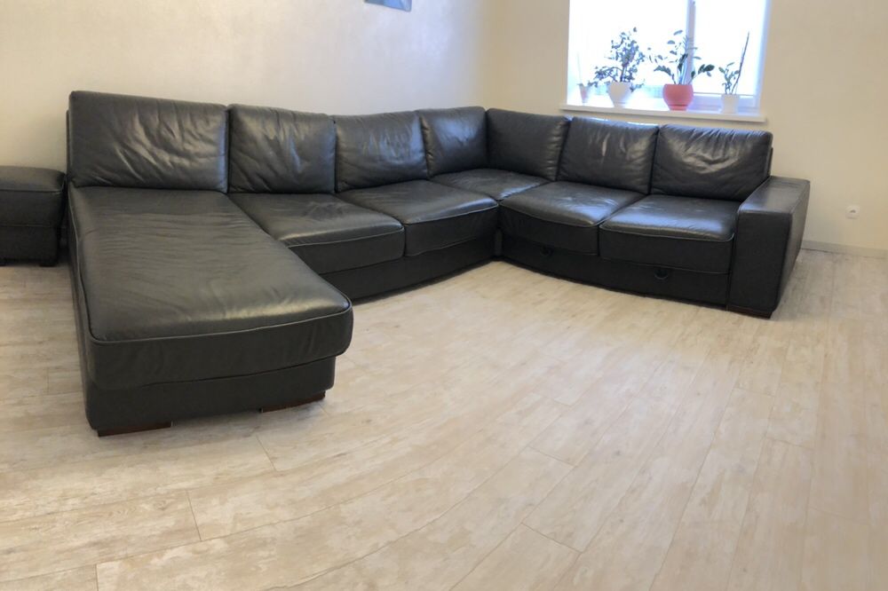 Диван кутовий шкіряний