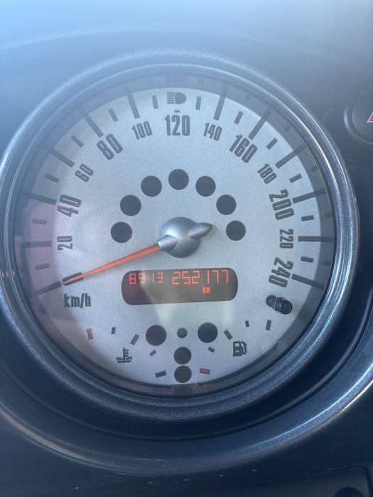 MINI Cooper r50 1.6