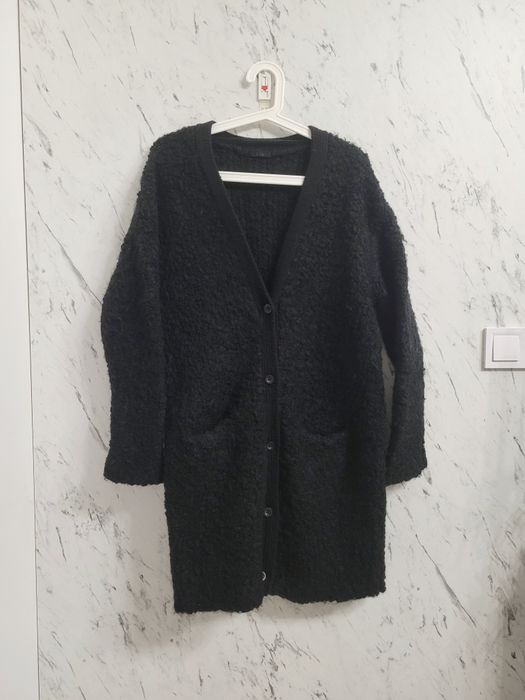 Kardigan 36 S M sweter płaszcz COS 100% wełna bouclé czarny guziki