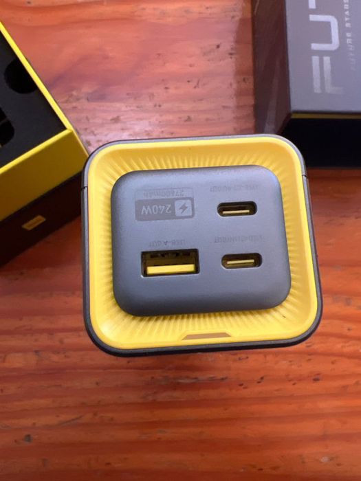 Павербанк AOHI The Future Starship 240W. Ціна вказана без Олх доставки