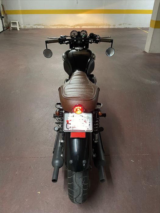 Kawazaki w800 special edition