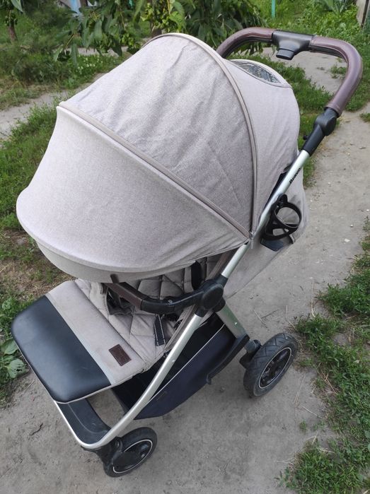 Коляска  Carrello Bravo