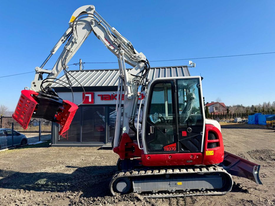 Nowa Takeuchi TB370 CV ; waga 7 t z głowicą Powertilt /TB250