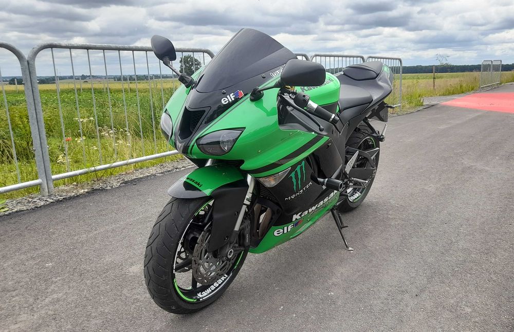 r6 2007 w Twojej okolicy? Sprawdź kategorię Motocykle i Skutery