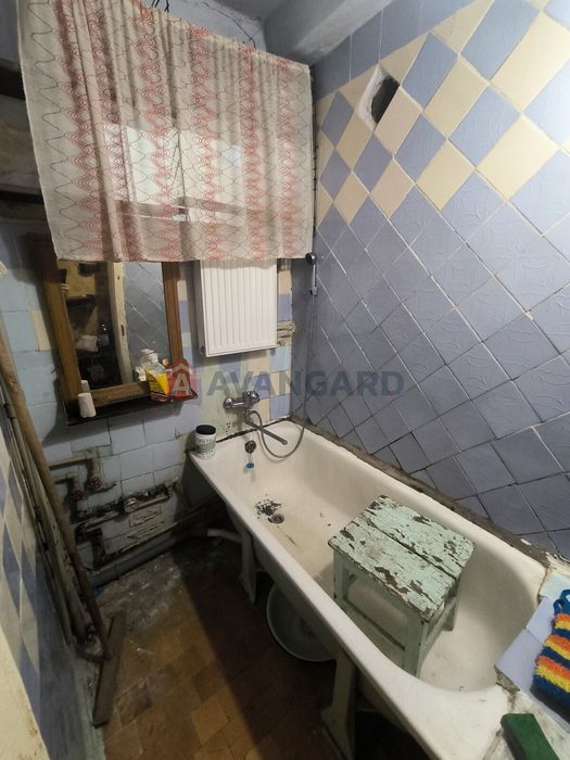 У продажу 3к Кам'янське, Черемушки.