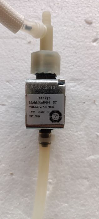 Pompa wody do stacji parowej Electrolux AEG Sankyo KIN39601