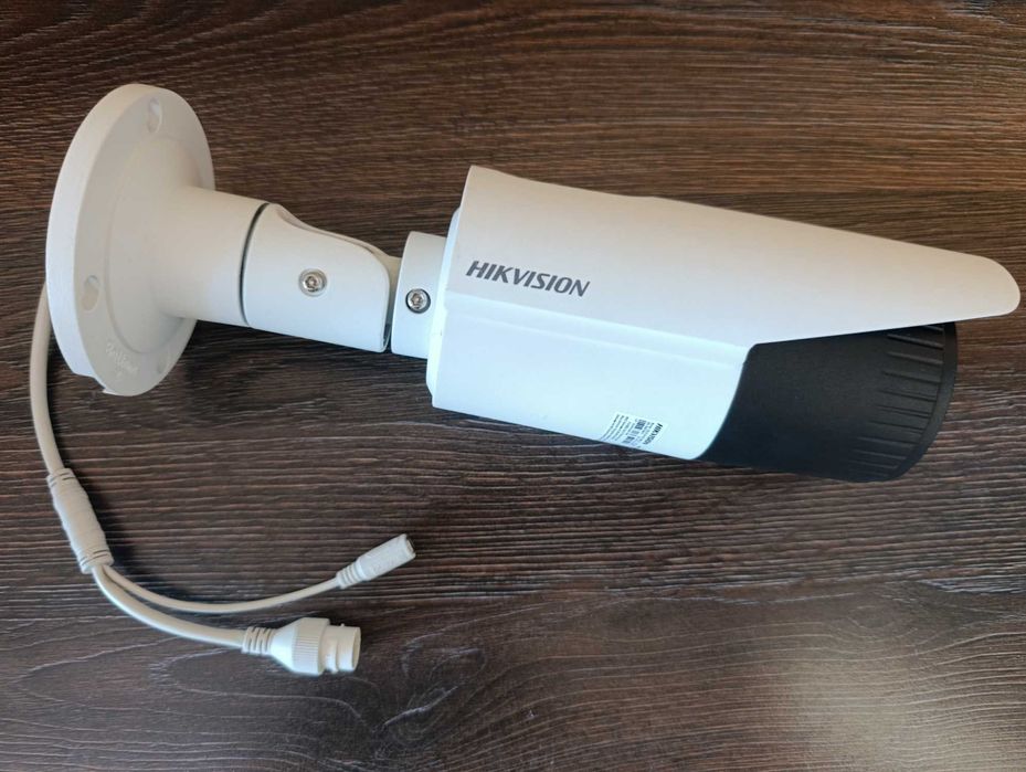 Вулична IP-камера Hikvision DS-2CD1631FWD-IZ (2.8-12мм)