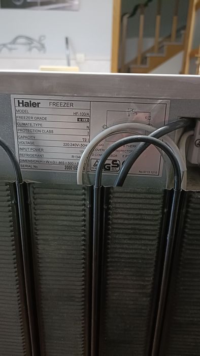 Arca congeladora vertical Haier