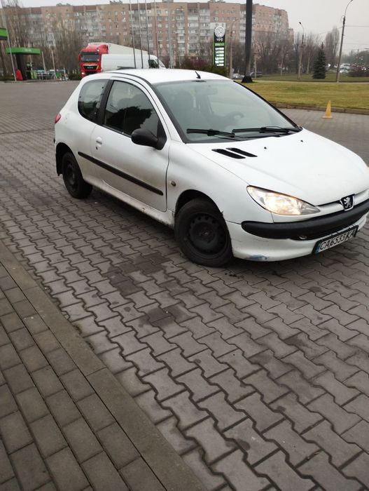 Продам пежо 206 .