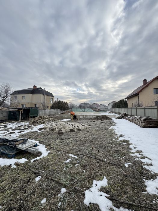 Продаж земельної ділянки с.Клузів