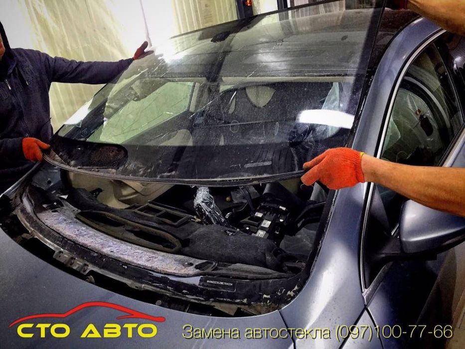Заміна автоскла, встановлення скла на авто