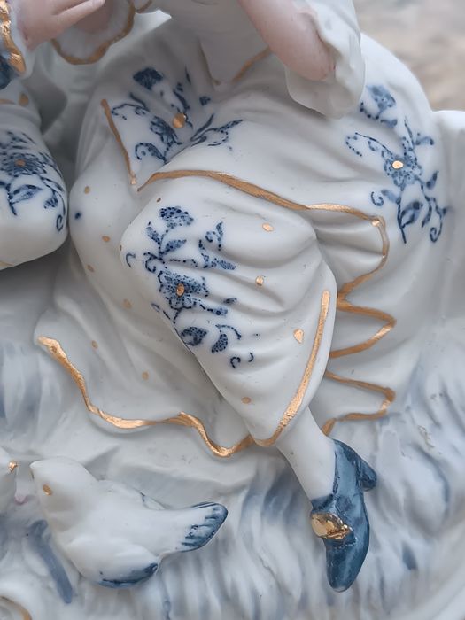 Figurka Royal z parą dworską