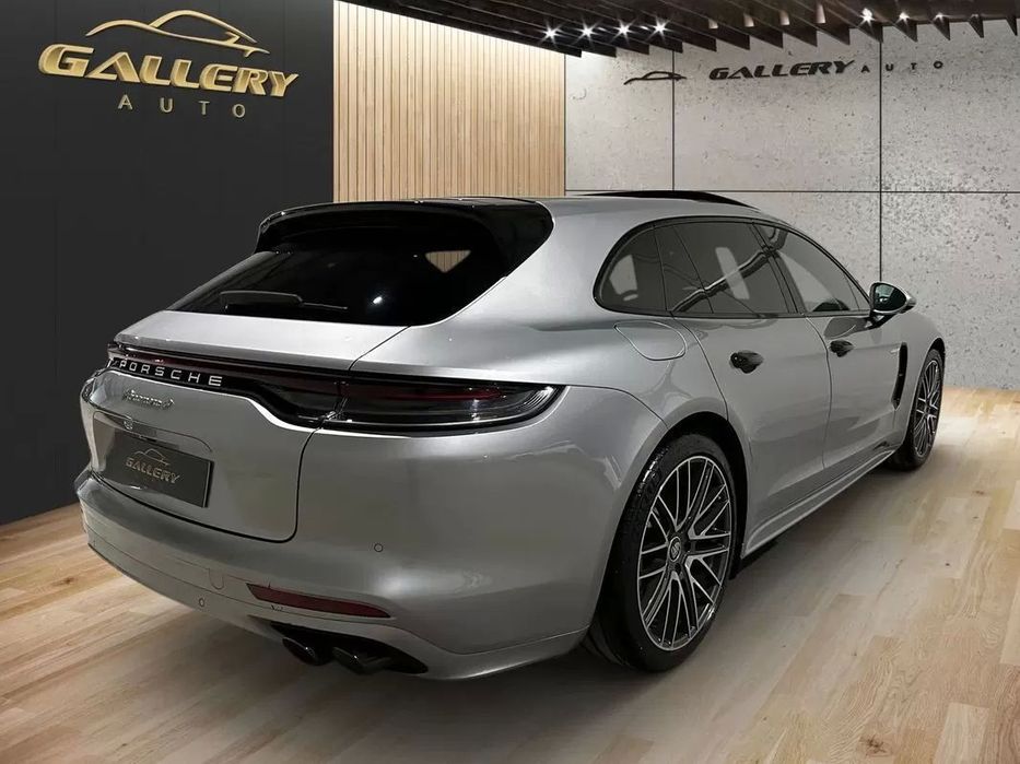 Porsche Panamera Sport Turismo 4 E-Hybrid