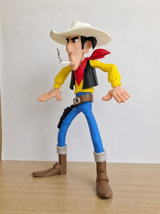 Boneco Lucky Luck 29 cm