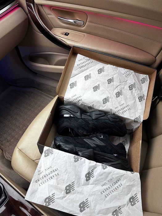 Кроссовки New Balance 9060 Triple Black 36-45 Новинка Осени! Купить!